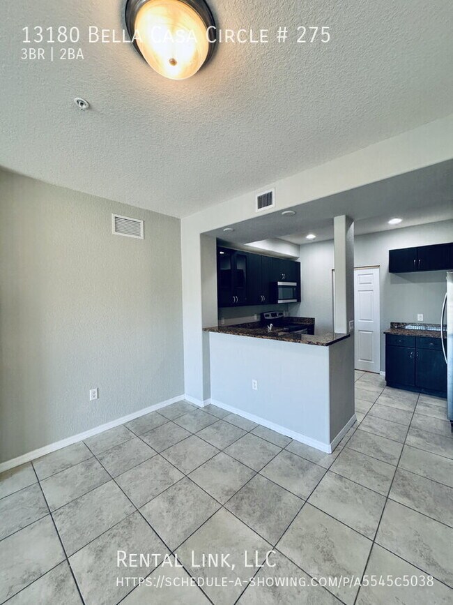 Building Photo - 13180 Bella Casa Cir