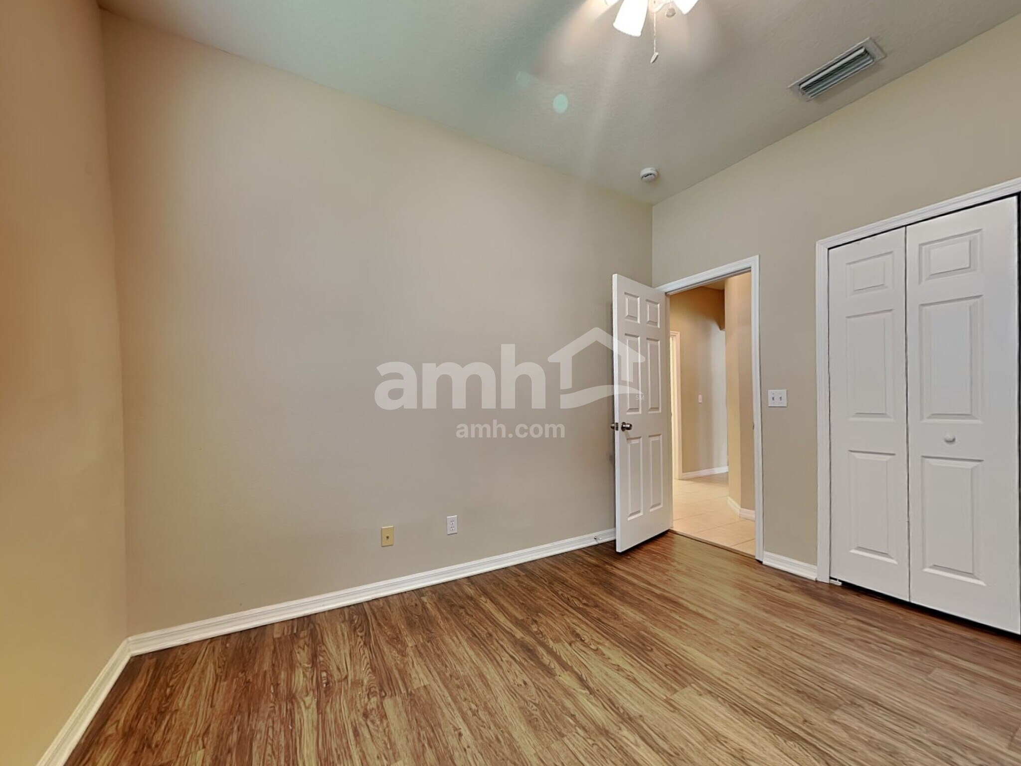 Building Photo - 12906 Cattail Shore Ln