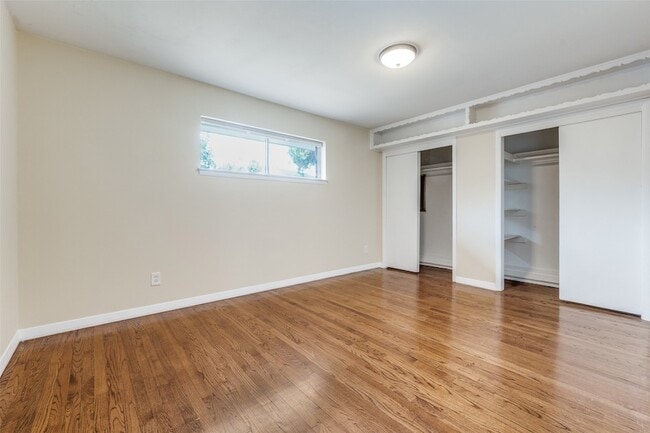 Building Photo - 10529 Yorkford Dr