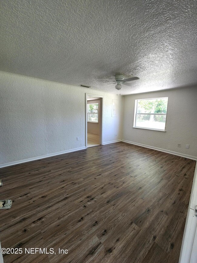 Building Photo - 9156 4th Ave