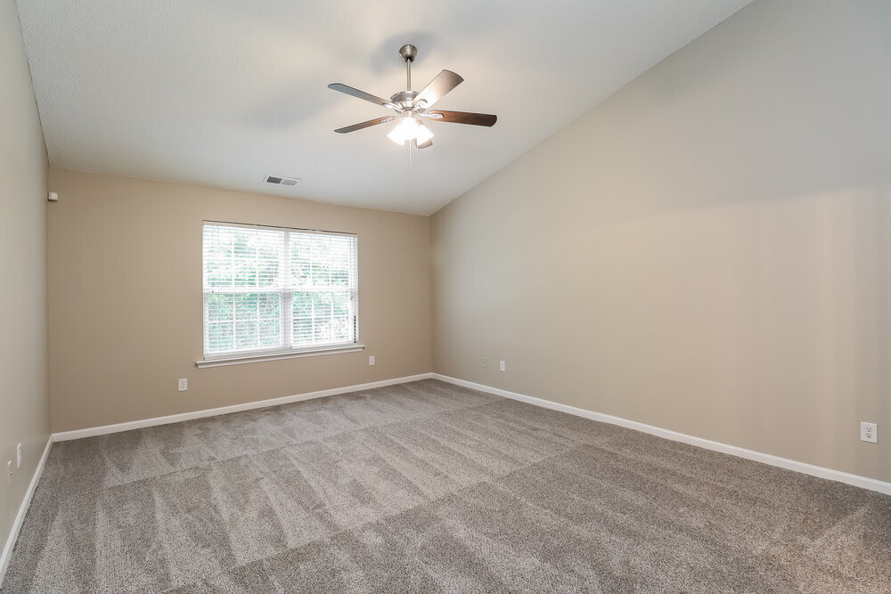 Building Photo - 2111 Hunters Trail Dr