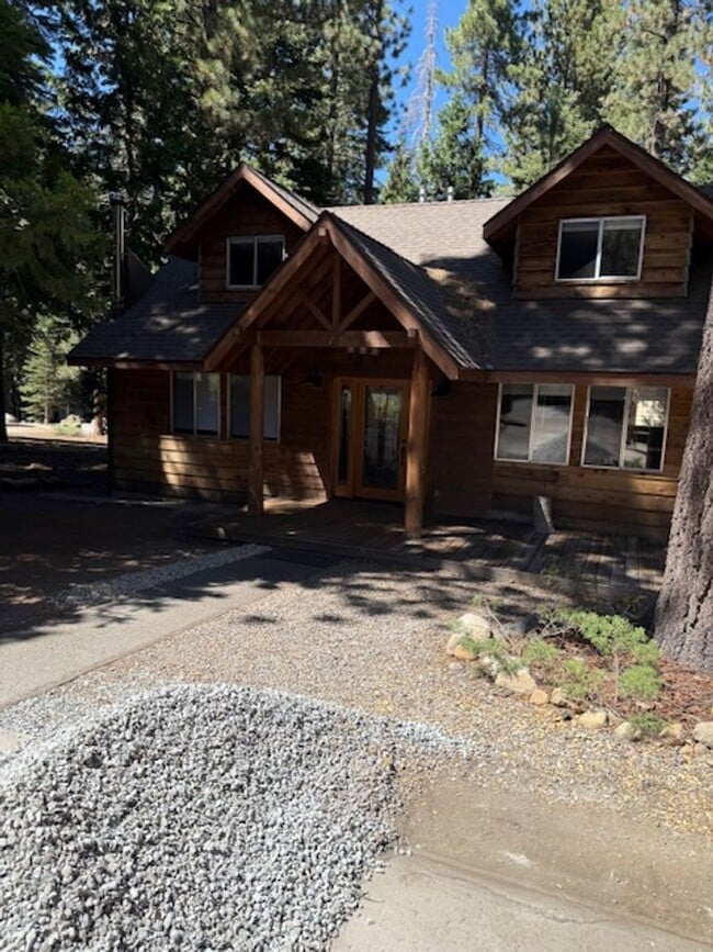 Primary Photo - 3Bd 2Ba home located in a quiet neighborho...
