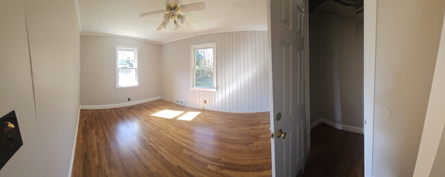 Bedroom (panoramic view) - 4226 Viking Dr