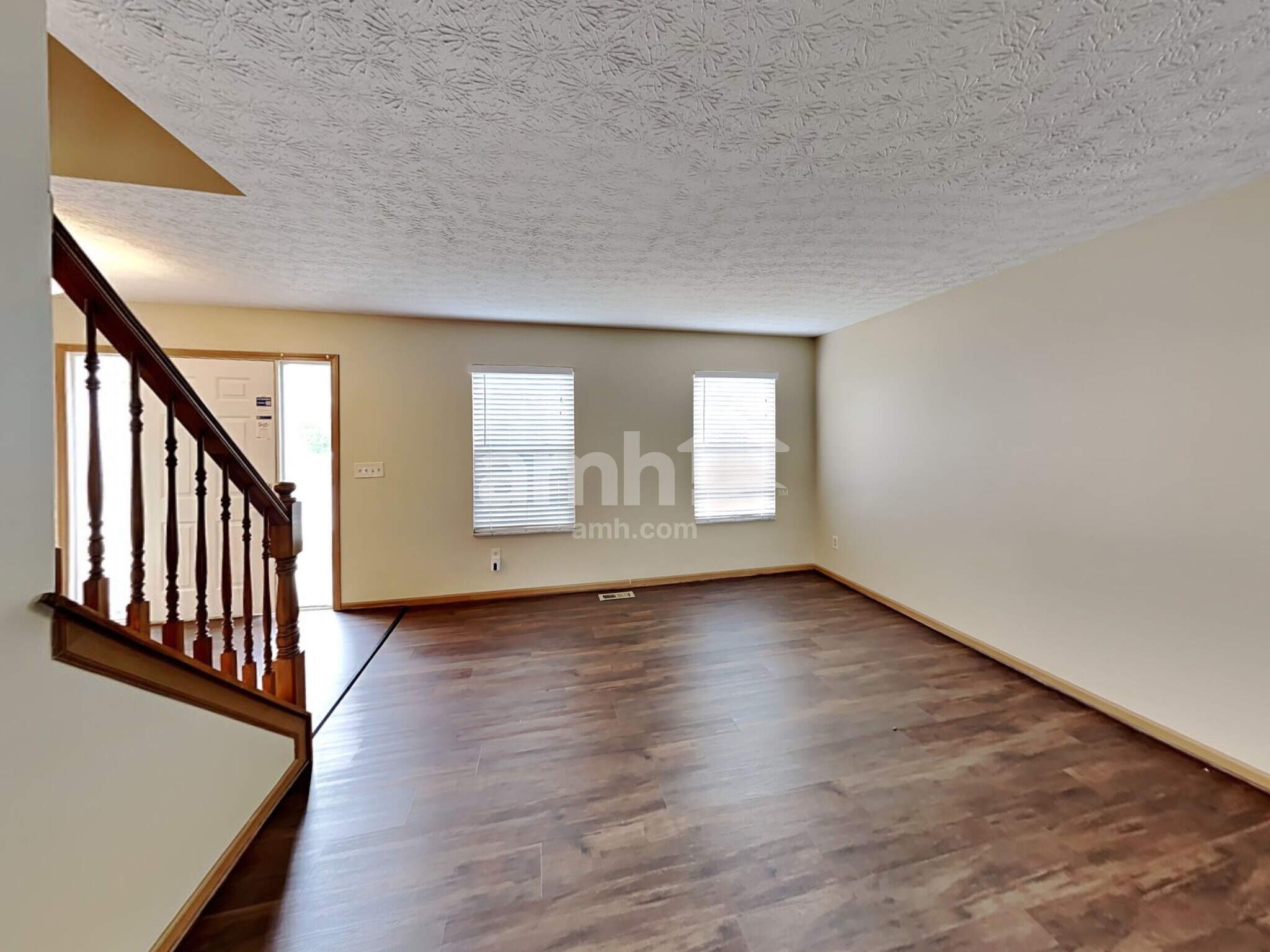 Building Photo - 5734 Cedar Lawn Dr