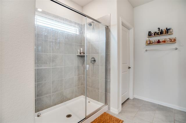 Building Photo - 2401 Linto St