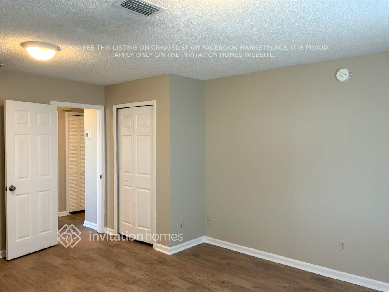 Building Photo - 10669 Parliament Pl