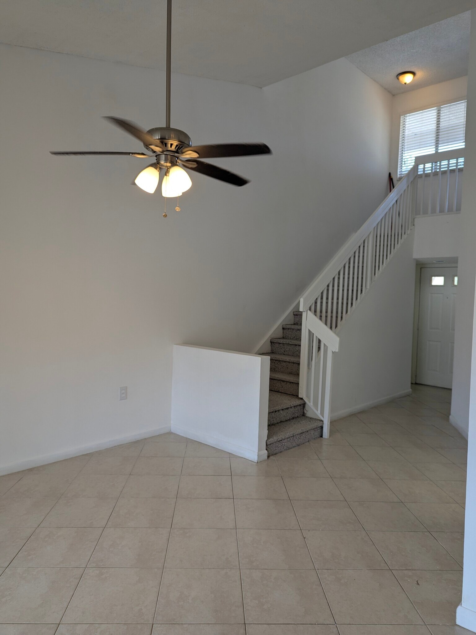 Building Photo - 18203 Glenmoor Dr