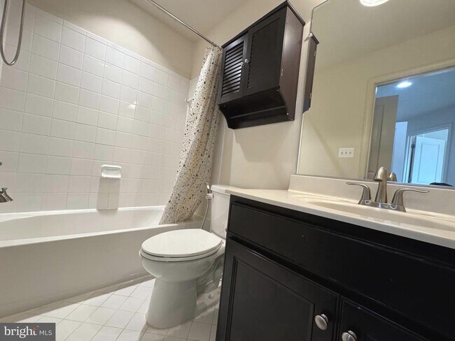 Building Photo - 23671 Sailfish Square