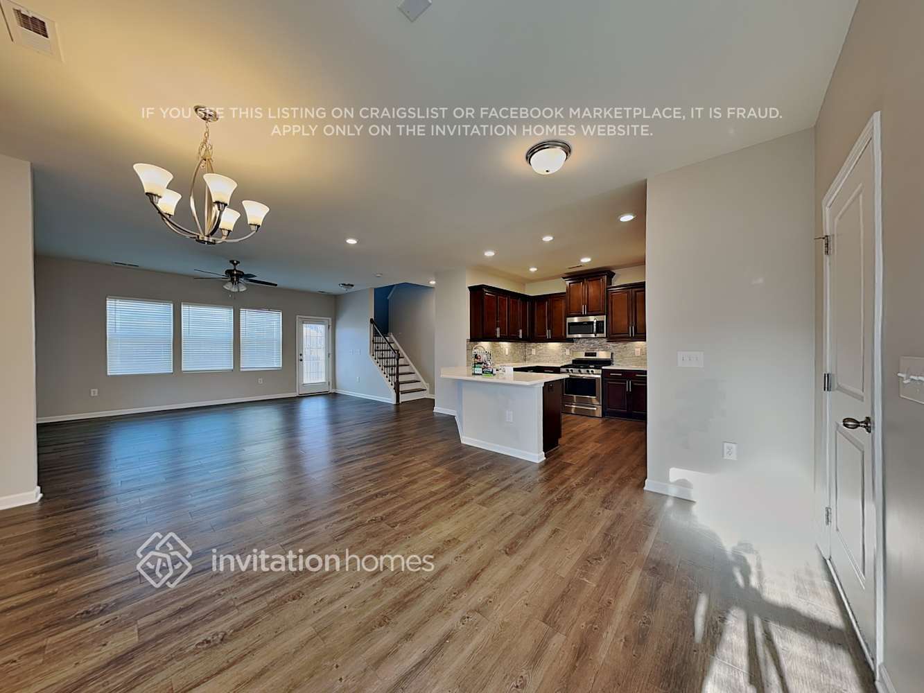 Building Photo - 1801 Birdhouse Ln