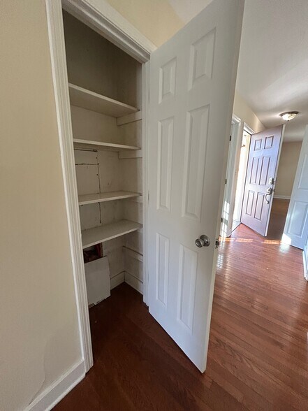 Building Photo - 61 Cooper St