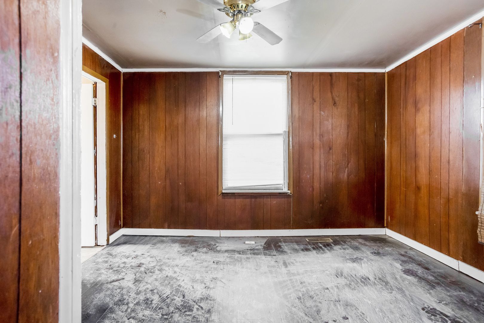 Building Photo - 2110 Brown Ave