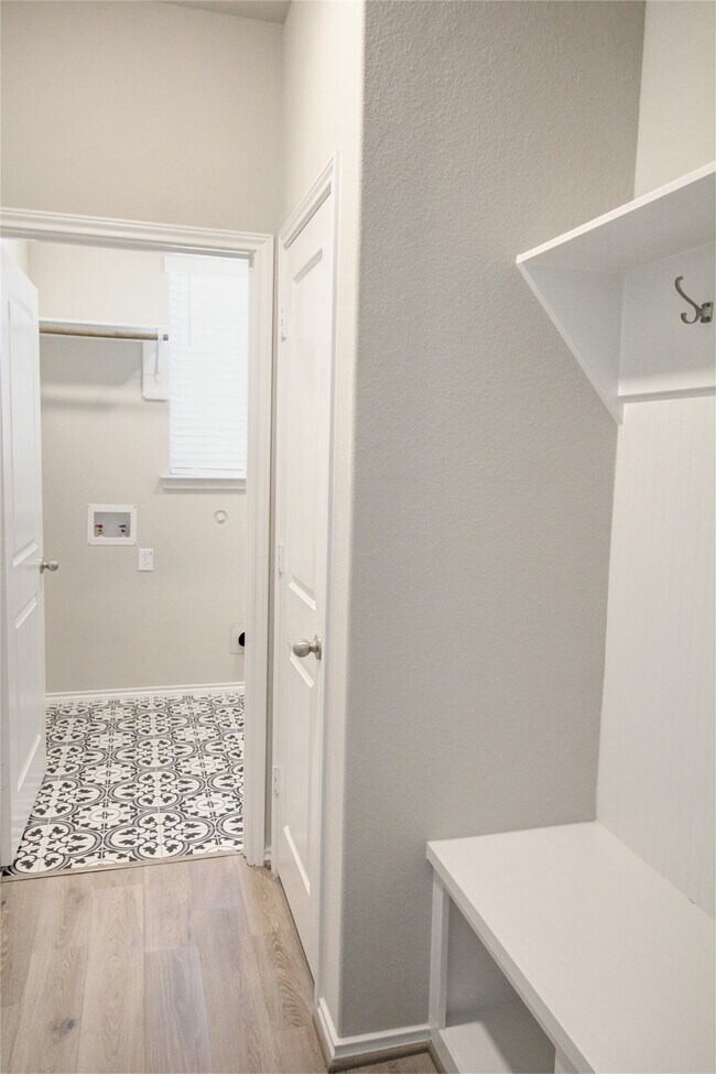 Building Photo - 523 Timber Voyage Ct