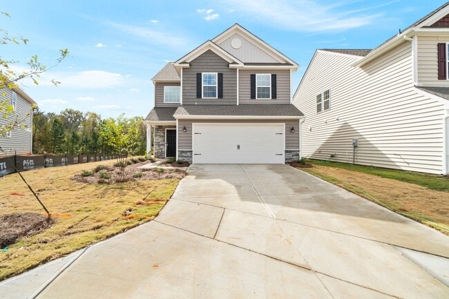 Building Photo - Almost Brand New Home 4 Bedroom with 2.5 b...