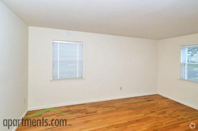 Bedroom - Millbrook Village North