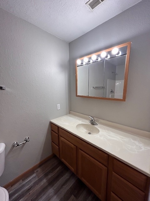 Building Photo - 725 N James Ave