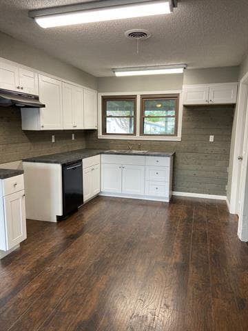 Building Photo - 858 N San Jose Dr