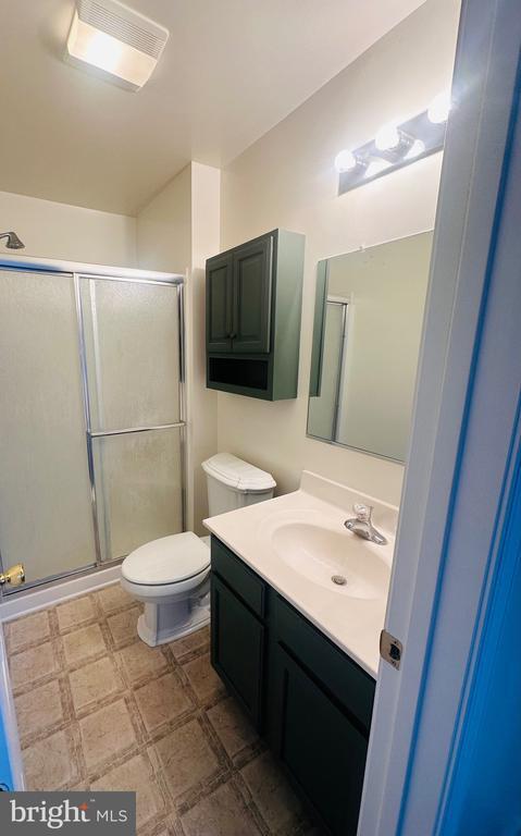 Building Photo - 92 Embassy Ct