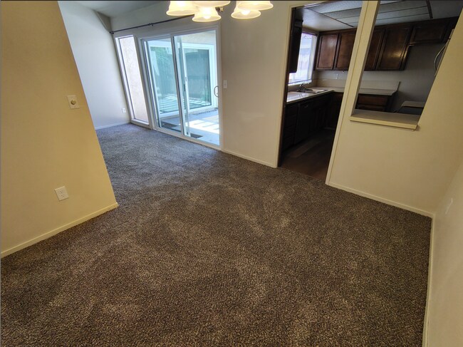 Building Photo - 1005 Sylvan Meadows Dr