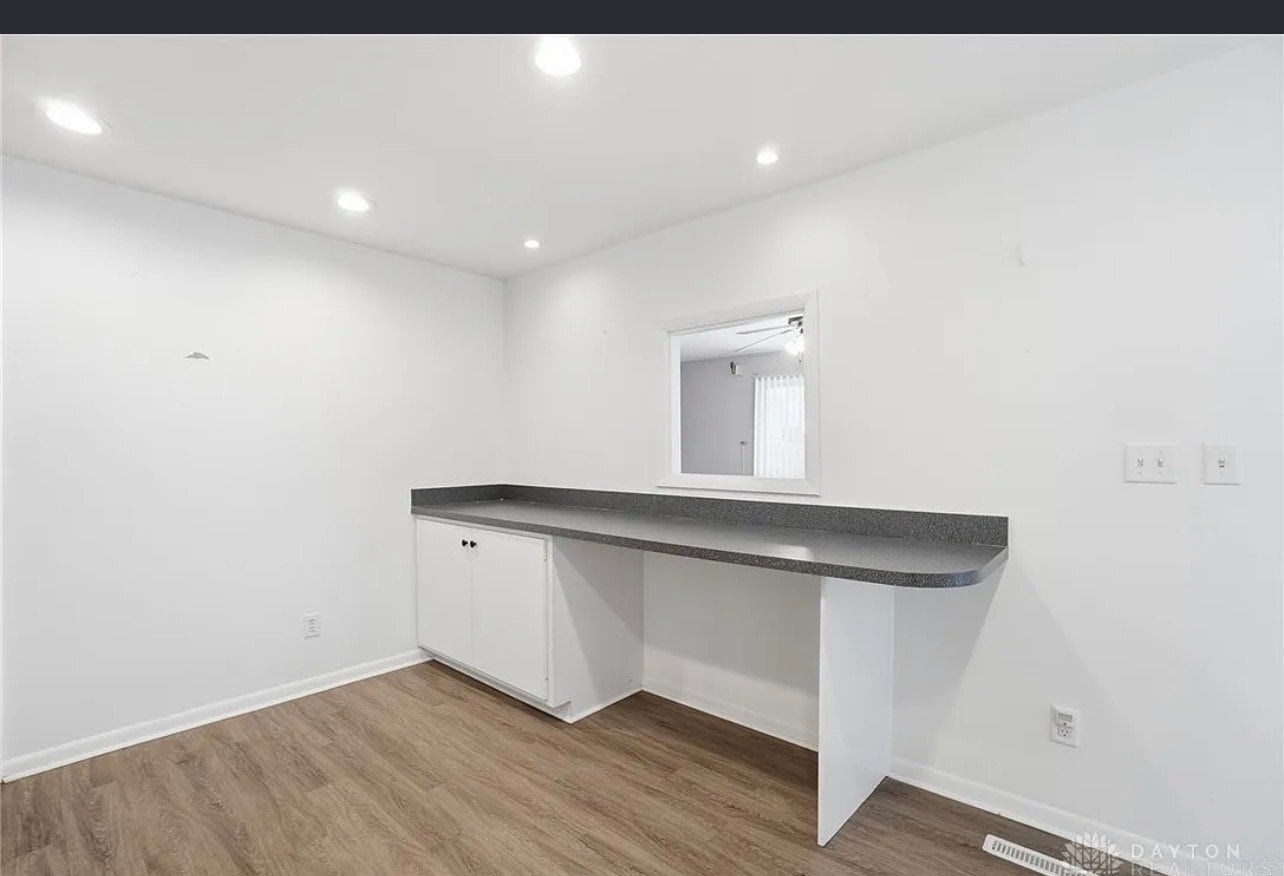 Building Photo - 4360 Wallington Dr