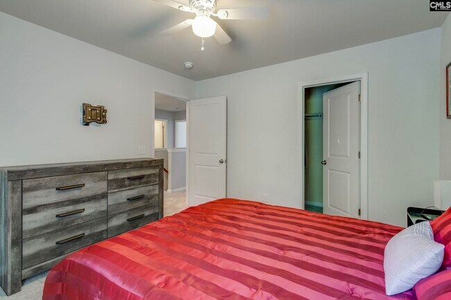 Building Photo - 456 Edenhall Dr