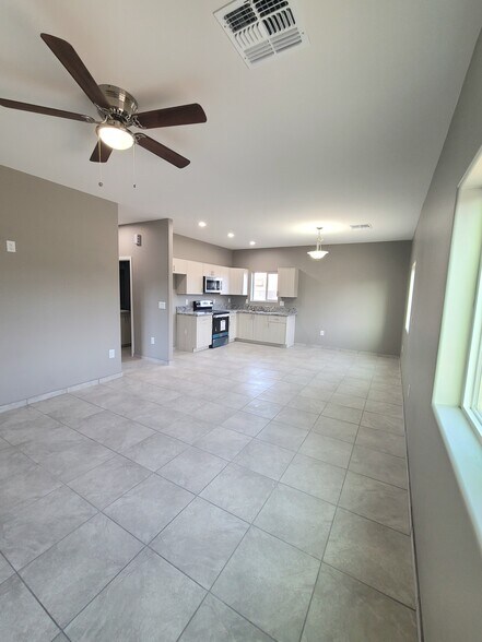 Living/Dining Room - 5819 S Randall Blvd