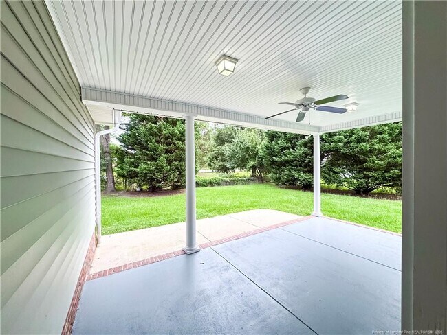 Building Photo - 7408 Paxton Dr