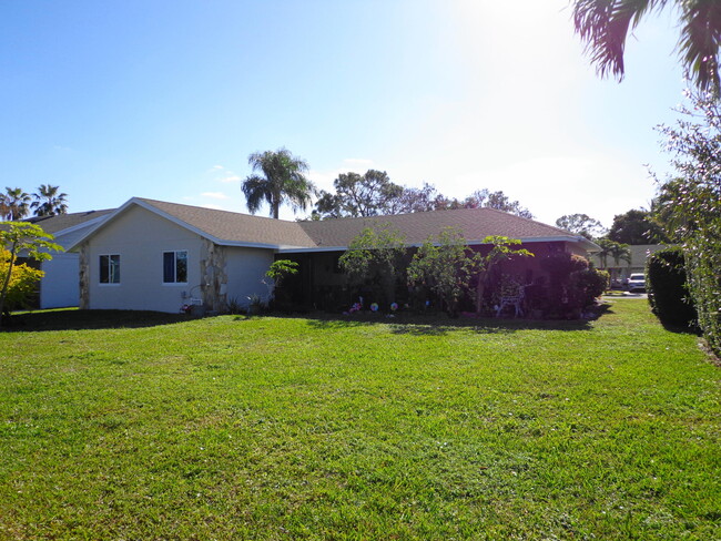 Building Photo - 13953 Geranium Pl