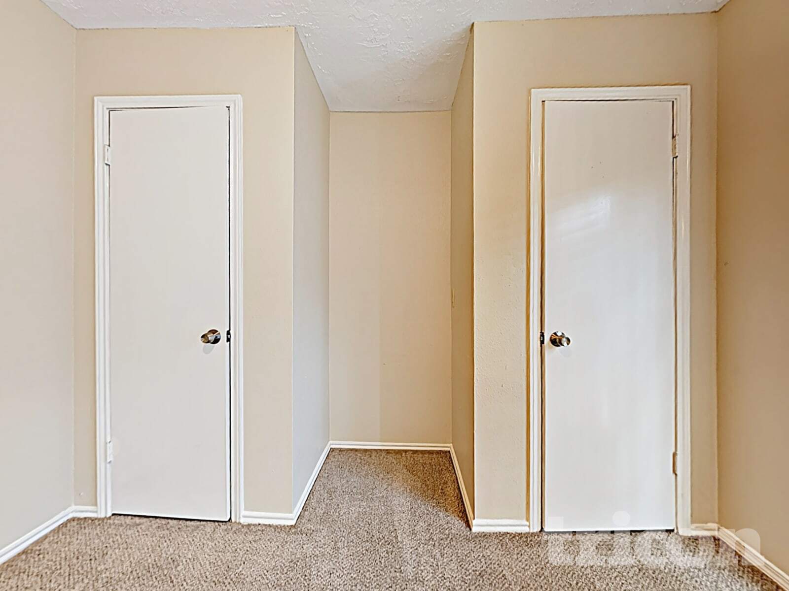 Building Photo - 6922 Clee Ln