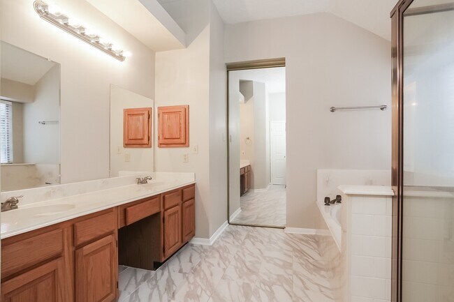 Building Photo - 3606 Beckett Ridge Dr