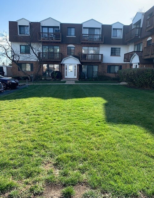 Building Photo - 4202 W Central Rd