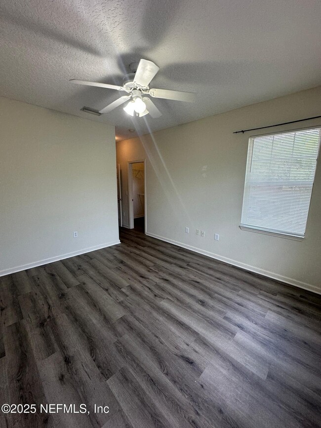 Building Photo - 5663 Greenland Rd