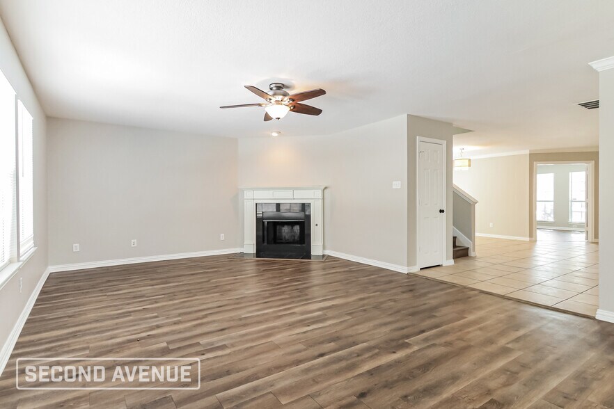 Building Photo - 1705 Nighthawk Dr