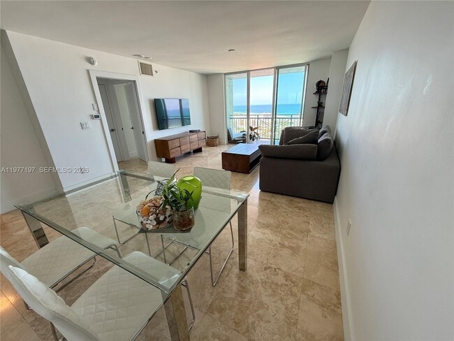 Building Photo - 90 Alton Rd