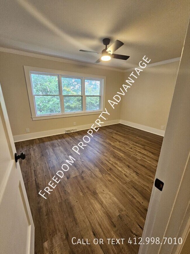 Building Photo - 462 McKinley Ave