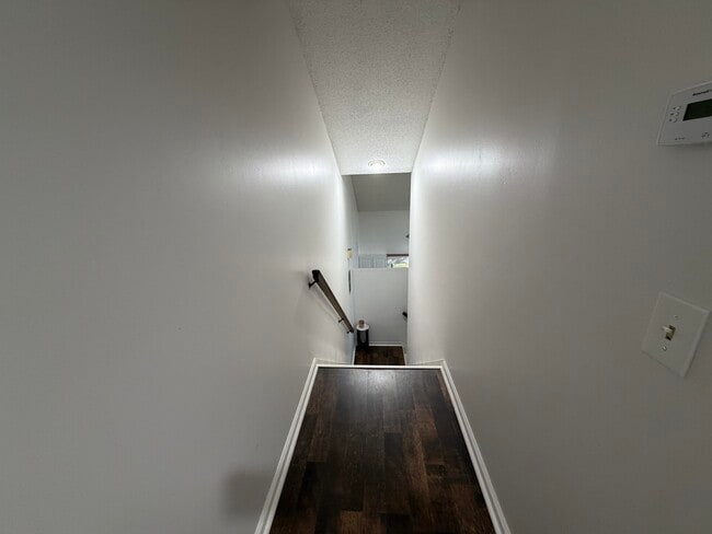 Building Photo - 1584 39th Ave