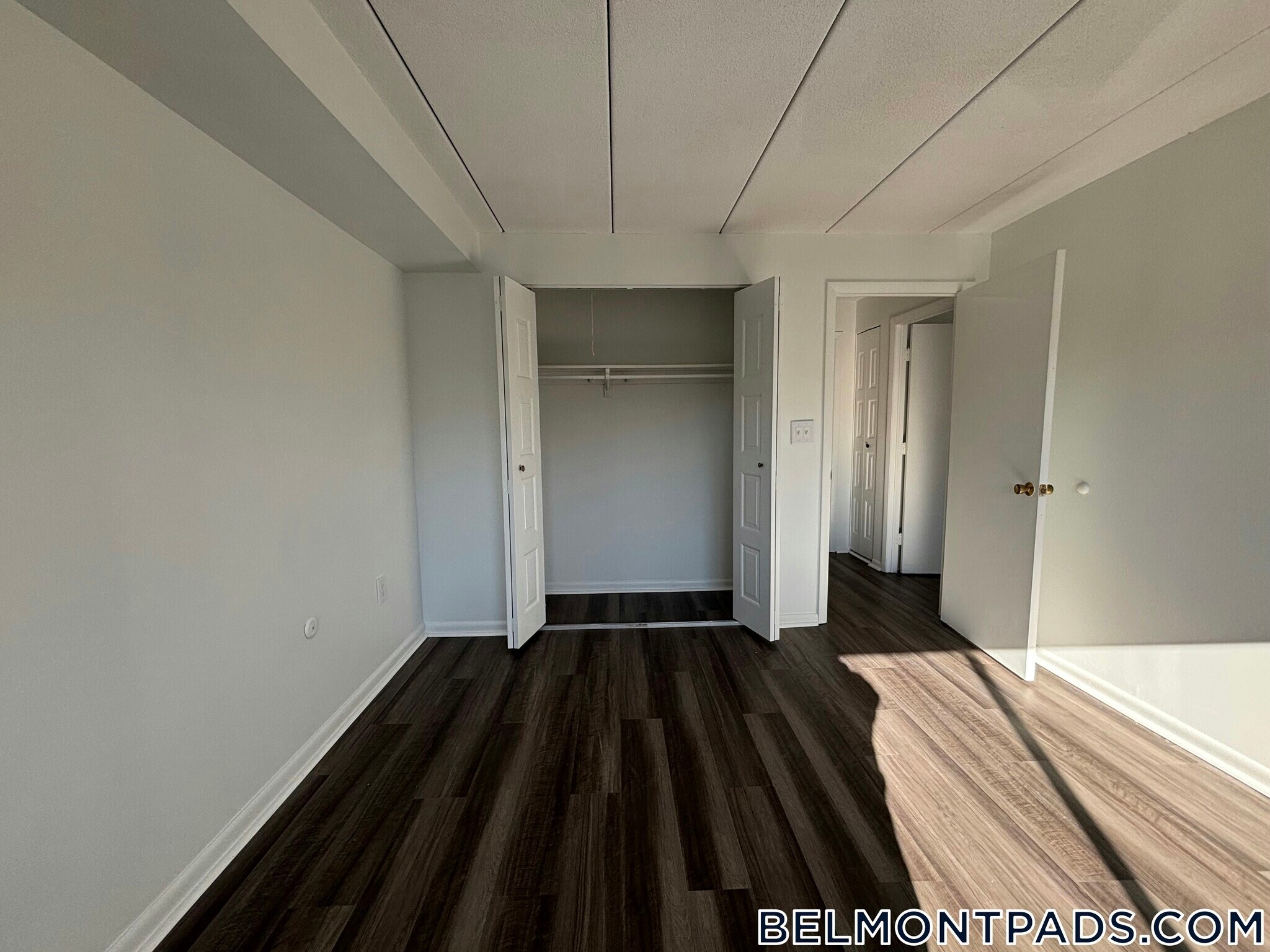 Building Photo - 53 Hill Rd