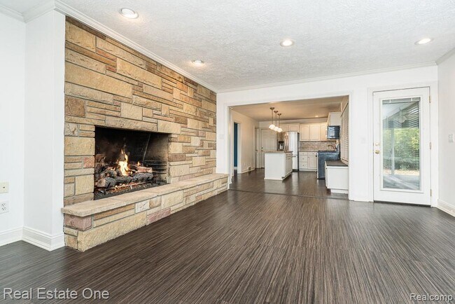 Building Photo - 509 Walbridge Dr