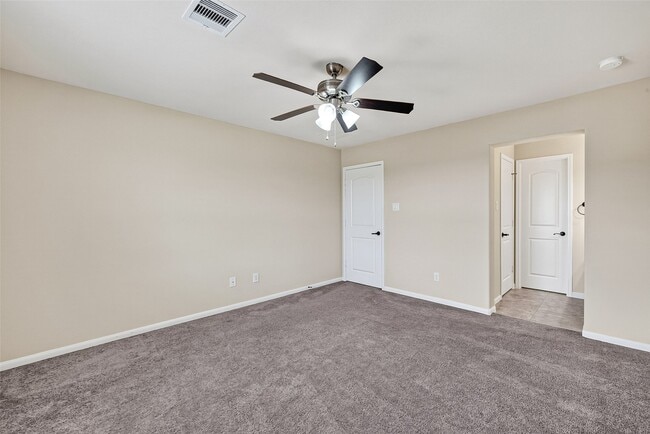Building Photo - 2931 Oakdale Landing Ct
