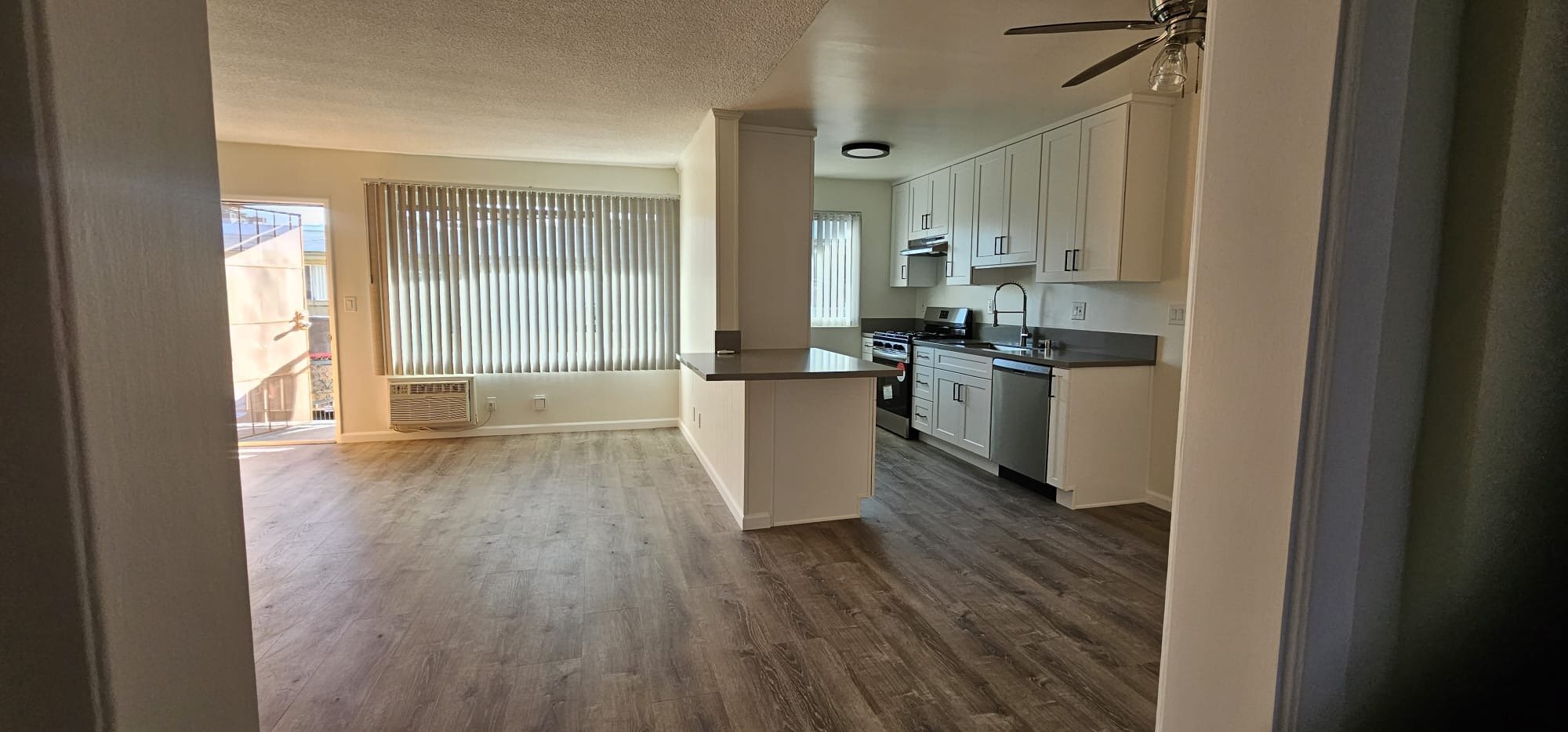 Building Photo - 5430 Corteen Pl