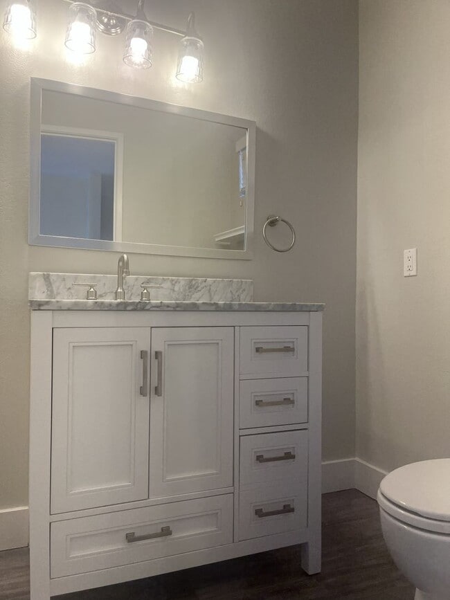 Building Photo - Available Now!  2-Bedroom, 1.5 Bath Condo ...