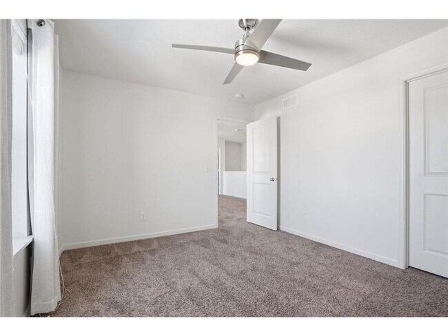 Building Photo - 5610 Xene Ln N