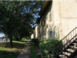 Lake Bluff - Waterside