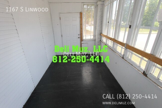 Building Photo - 1167 S Linwood Ave