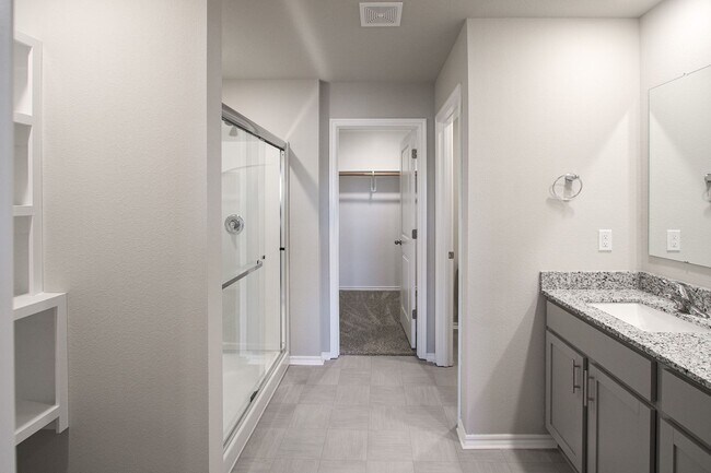 Building Photo - Beautiful new build ready for you!