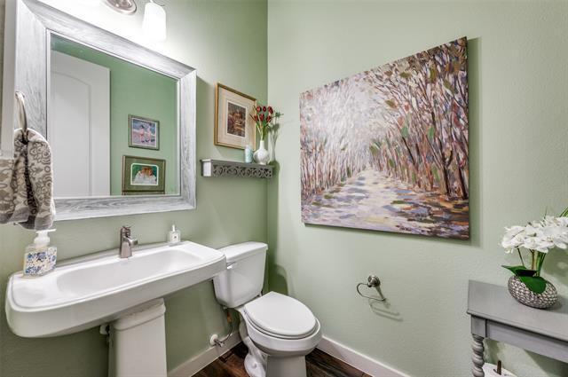 Building Photo - 4809 Paddock Trl