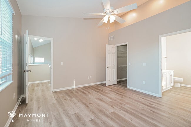 Building Photo - 1497 Westbrook Dr