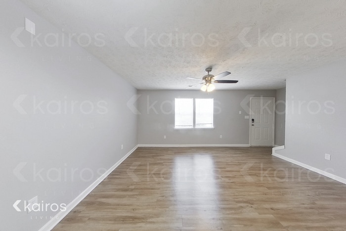Building Photo - 150 Deer Pkwy