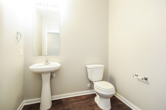 Building Photo - 24099 Wilde Dr