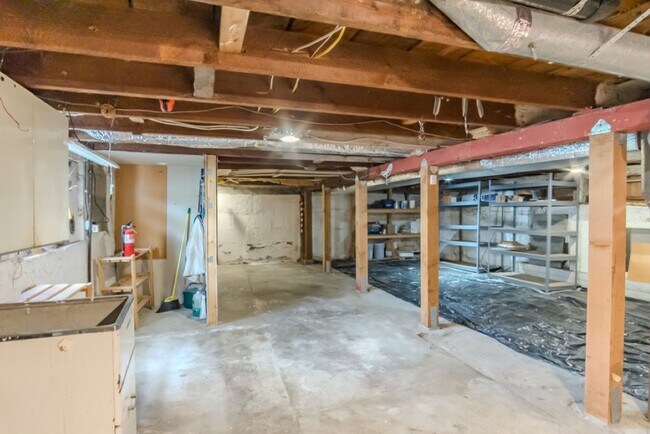 Building Photo - 3Bd/1.5Ba Seattle House