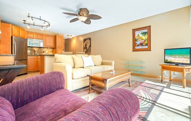 Building Photo - Furnished, One Bedroom/One Bathroom, Ocean...